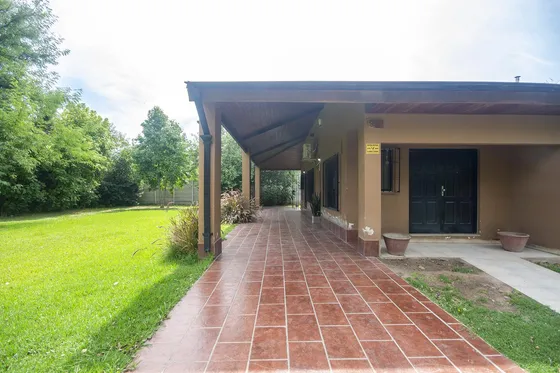 Venta - Muy Linda Casa En Benavidez