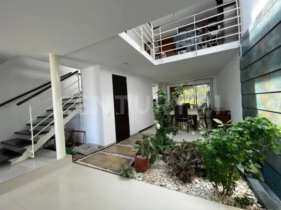 Venta Casa En La Guadalupe De Cali