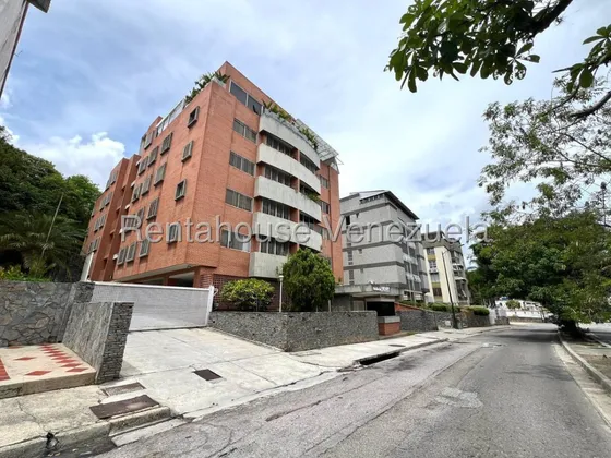 Alquiler De Comodo  Apartamento En Cumbres De Curumo .av