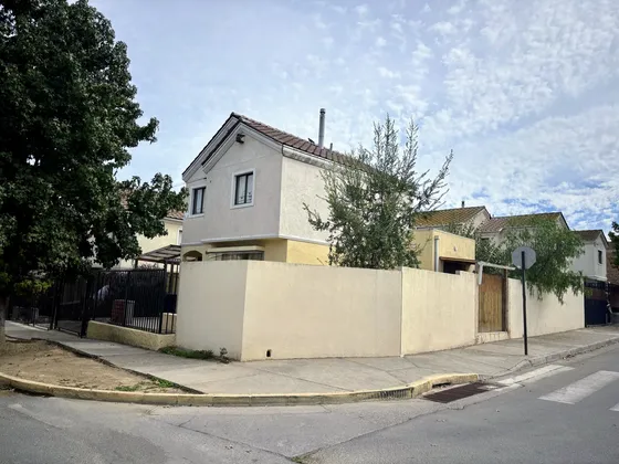 Casa Esquina,amplio Patio, Barrio Residencial De Peñablanca