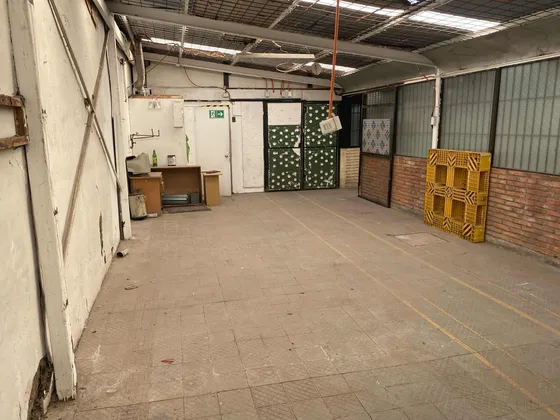 Arriendo Galpón Recepción Final Comuna Santiago, 2 Of/3b/2b.