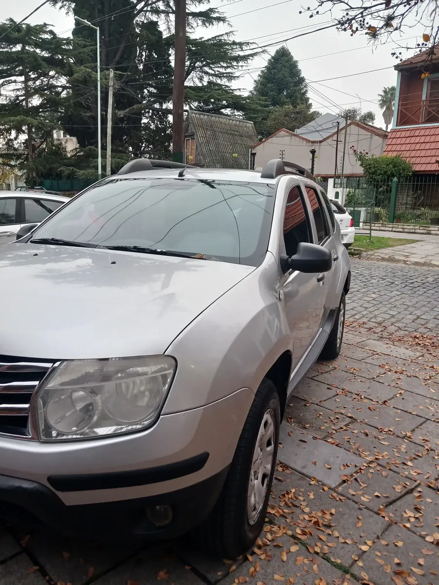 Renault Duster 1.6 4x2 Confort Plus 110cv5378513314519552011