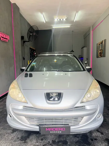 Peugeot 207 1.6 Feline 106cv