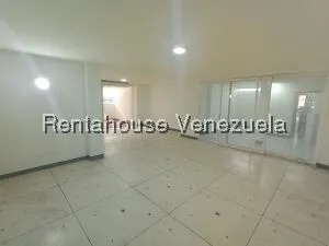 Práctico Local Comercial En Alquiler En La Trinidad