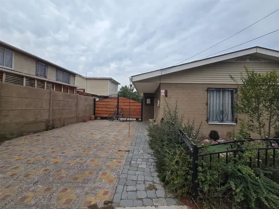 Casa En Venta En Condom. De 2 Dorm. Y 1 Baño En San Bernardo