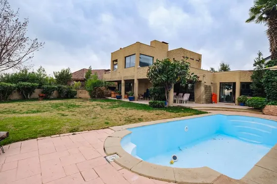 Se Arrienda Casa 5d Y 7b En San Carlos De Apoquindo Cerca...