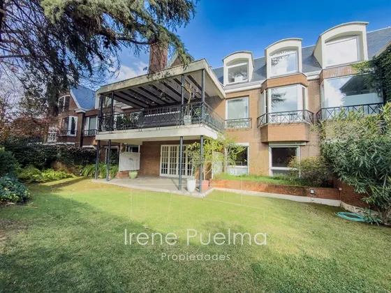 Precioso Dúplex Jardín Del Este / Luis Carrera