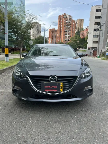 Mazda 3 2.0 Touring