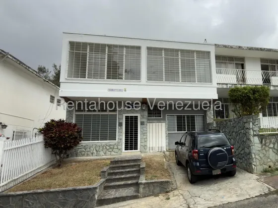 Y.a / Casa En Venta - La Trinidad / Mls #26-13024