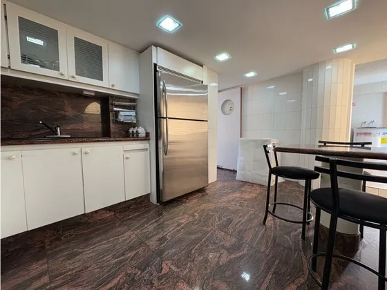 Se Vende Ph 298m2 Las Esmeraldas 8489