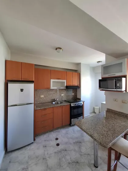 Apartamento Amoblado En Mañongo - Puerta Real 1, Atm