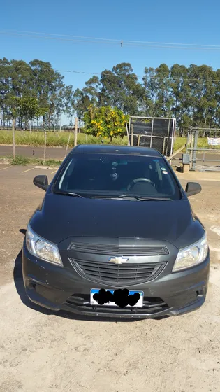 Chevrolet Onix 1.0 Joy 5p