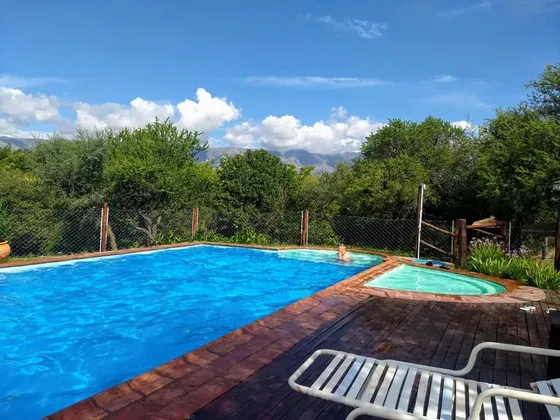Dos Cabañas En Nono