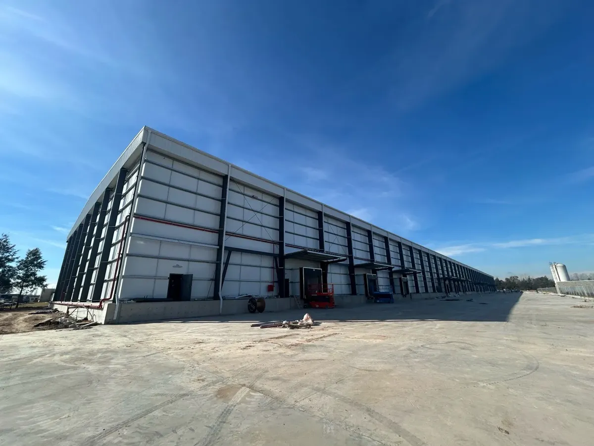 Warehouse 15,000 m² Spegazzini