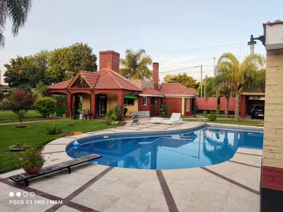 Casa Quinta Berazategui En Venta.