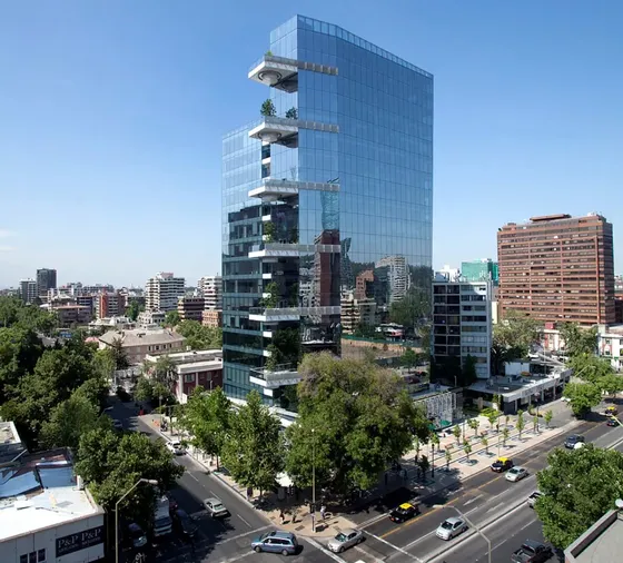 Local 1° Piso Ed. Oficinas El Golf, Las Condes