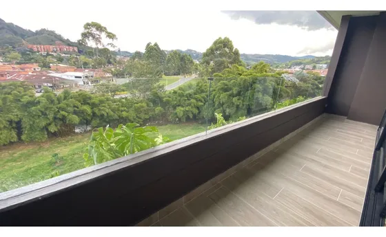 Espectacular Apartamento En Venta El Retiro
