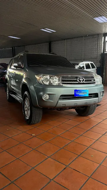 Toyota Fortuner 4x4