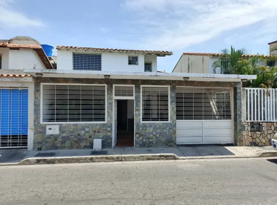 Leandro Araque Inzitu Realtors Vende Casa En La Urbanizacion Villa Hermosa Ubicada En La Avenida Dr Montoya La Morita 1 Municipio Santiago Mariño Turmero Estado Aragua 