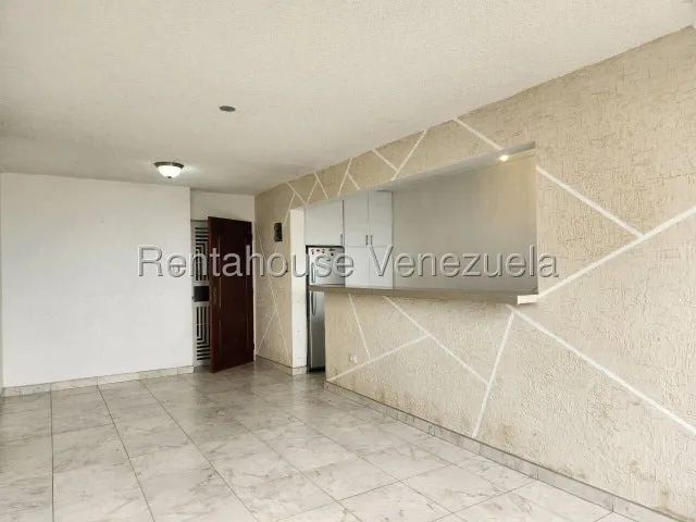 Renta House Del Este Trae Para Ti Bello Apartamento En Venta En Conjunto Residencial Las Trinitarias. Fresco E Iluminado Con Excelente Vista,  Cercano A Centros Comerciales Codigo Flexmls  #25-20191