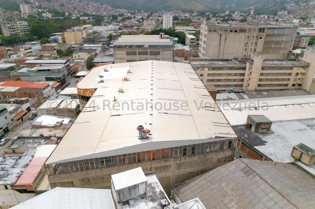 Imponente Local En Venta Mls 24-18161 Prado De María