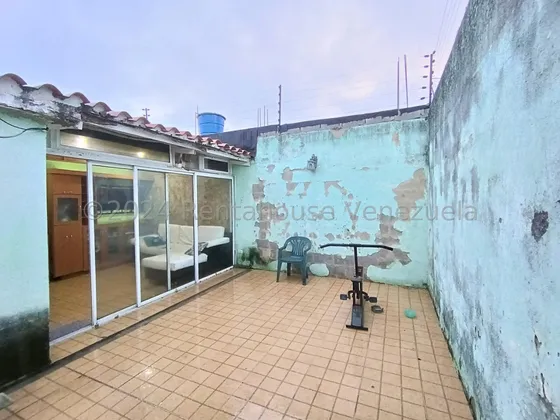 Casa En Venta En Cabudare En Buena Zona Y Urbanismo Privado Mehilyn Perez Tu Asesor De  Confianza