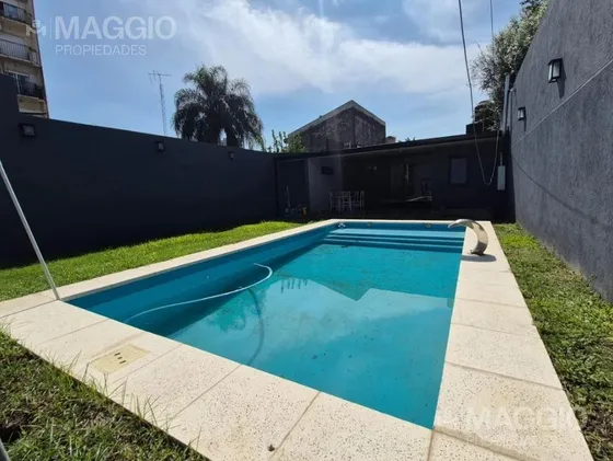 Venta Casa 5 Ambientes, Ramos Mejia