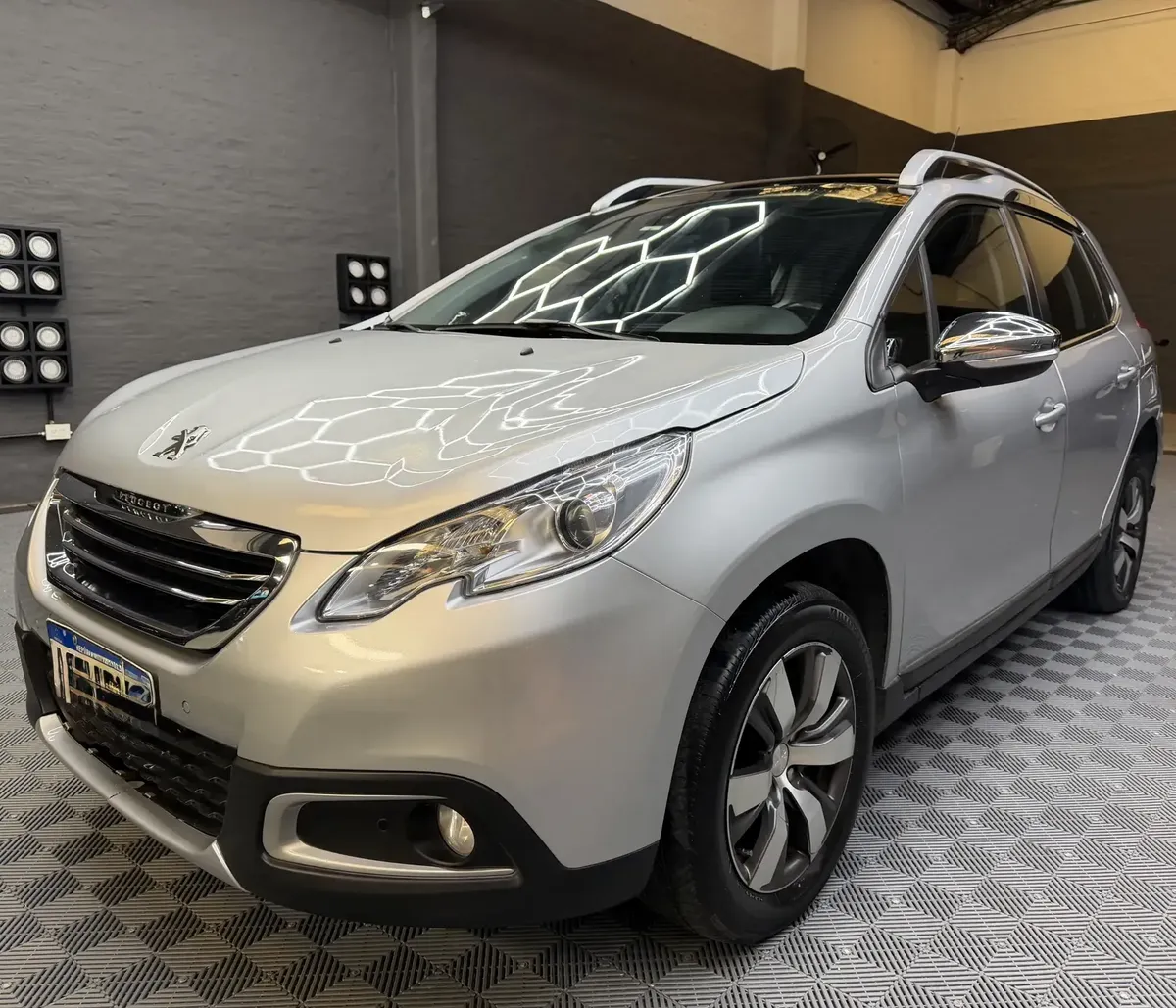 Peugeot 2008 Feline