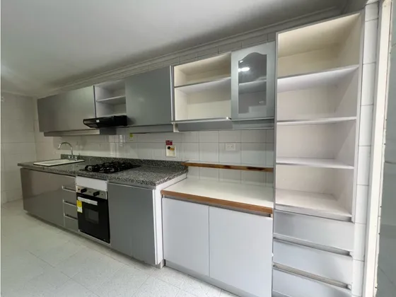 Se Arrienda Apartamento En Medellin Sector Laureles