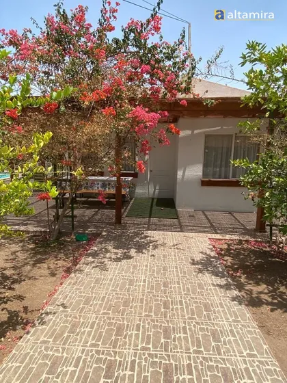 Casa En Arriendo De 3 Dorm. En Pica
