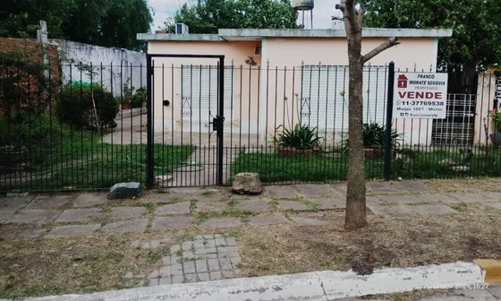 Venta-casa 3 Ambientes-isla Soledad Esquina Isla Trinidad-libertad-merlo-usd 47.000 