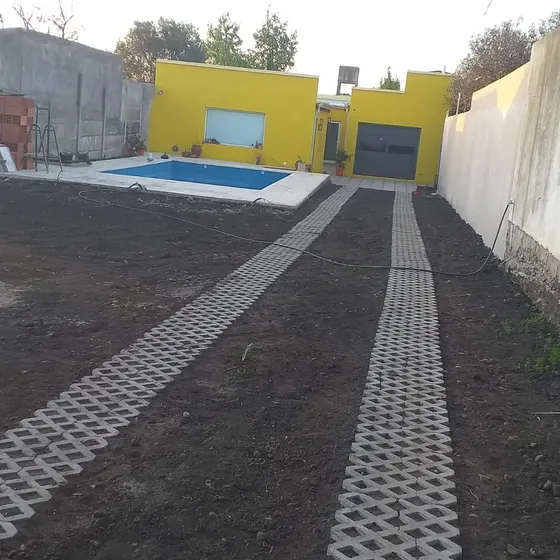 Vendo Casa Amplio Lote Excelente Zona 