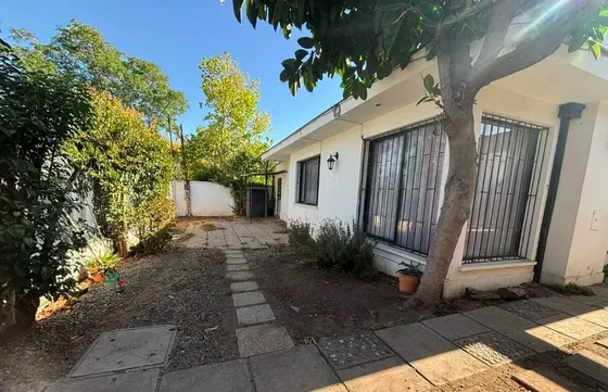 Amplia Casa Residencial O Uso Comercial Las Condes