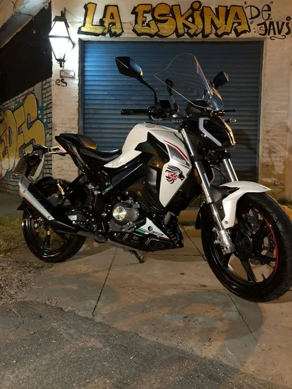 Benelli 180s 12000km Único Dueño