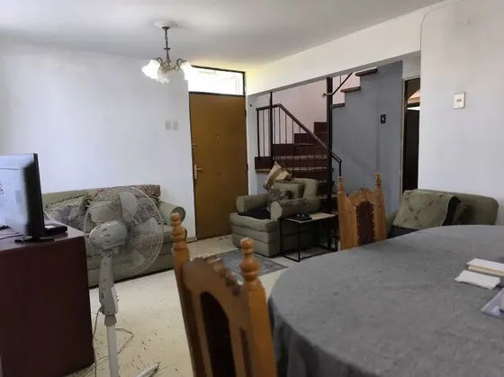 Se Vende Sólida Casa De 2 Pisos En Independencia, 4d+1b