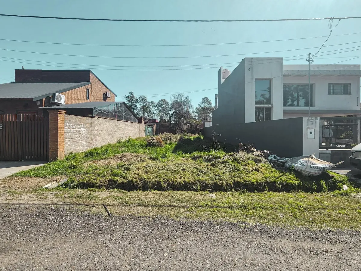 Terreno De Oportunidad Con 285m² En Barrio Tango