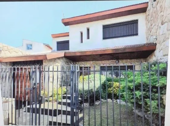 Casa En Venta - 3 Dormitorios 4 Baños - 269mts2 - Ciudad Madero