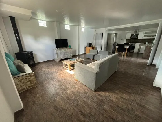 Casa En Venta - 2 Dormitorios 2 Baños - Chascomus