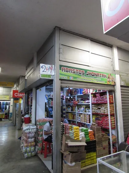 Local En Venta En Centro Comercial Las Mercedes. Cod V20088