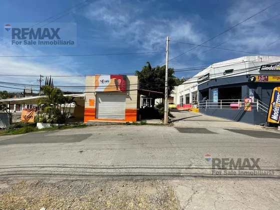 Renta De Local Comercial, Lomas Tzompantle, Cuernavaca, Mor