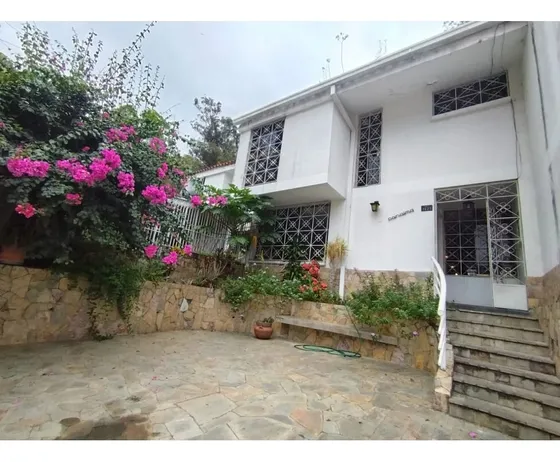 Se Vende Casa En La Trinidad (sl)