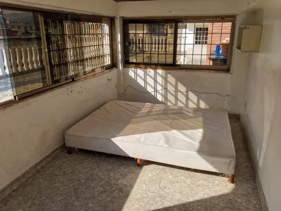 Alquilo Para Caballero Habitacion Con Entrada Independiente
