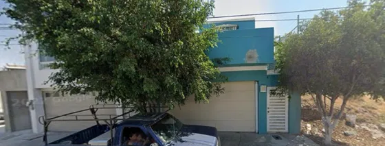 Casa En Remate Bancario En P.º Del Roble, Tijuana, B.c.