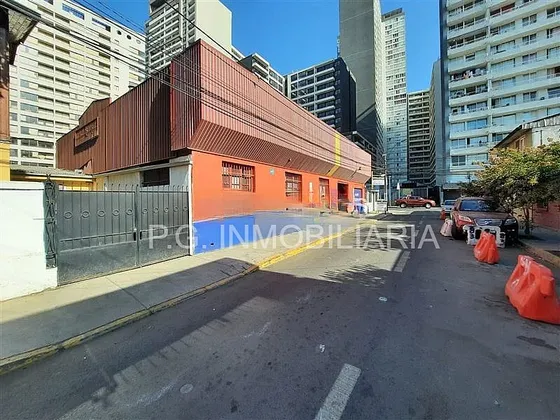 Casa Comercial Con Enorme Galpón