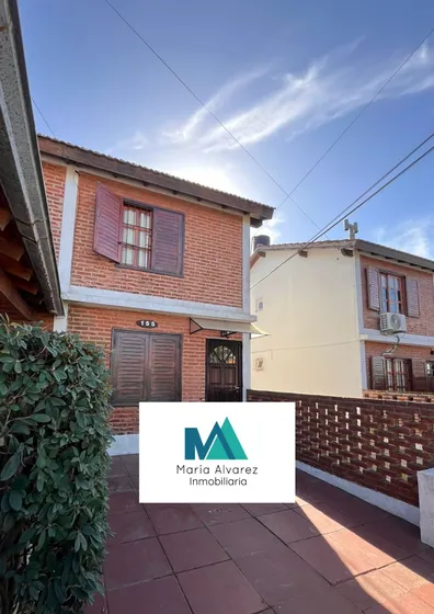 Venta Dúplex En Mar Del Tuyu, Inmejorable Ubicación, Calle 56 Nro. 155 U.f. 2 , La Costa