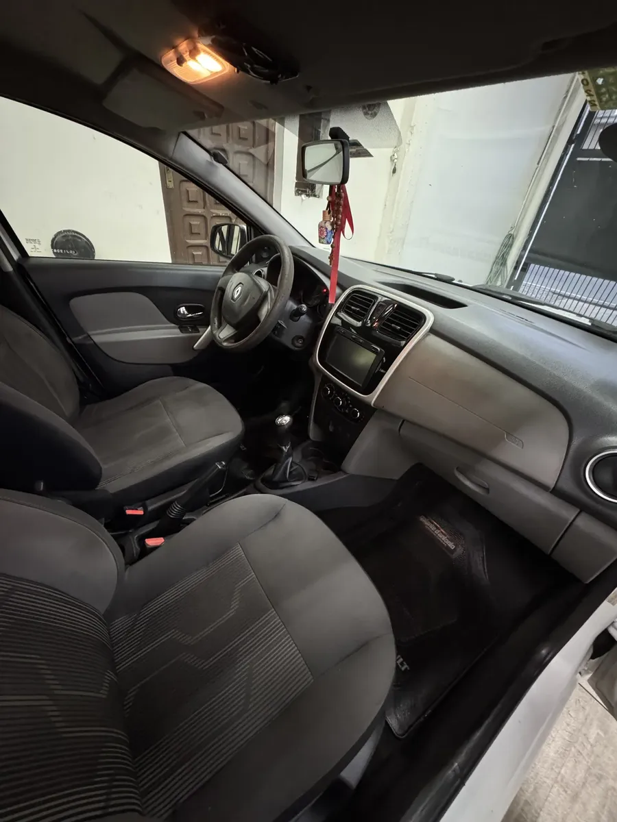 Renault Logan 1.6 Expression 85cv5422049265726464012