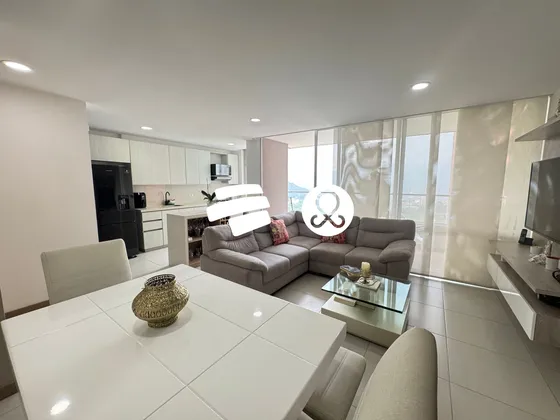 Venta De Apartamento En Suramerica, Itagui, Unidad Completa.