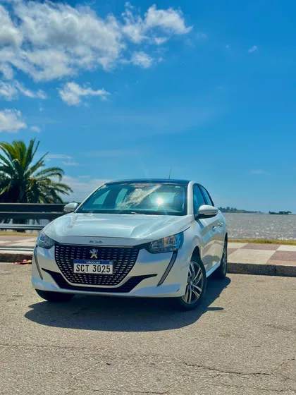 Peugeot 208 1.6 Allure