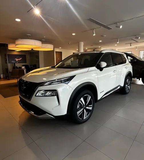 Nissan X-trail E-power 1.5 Erev Platinum Cvt