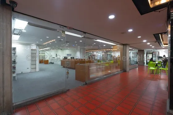 Jg Cod Flex Se Alquila Excelente Local Comercial En Las Mercedes Negociable